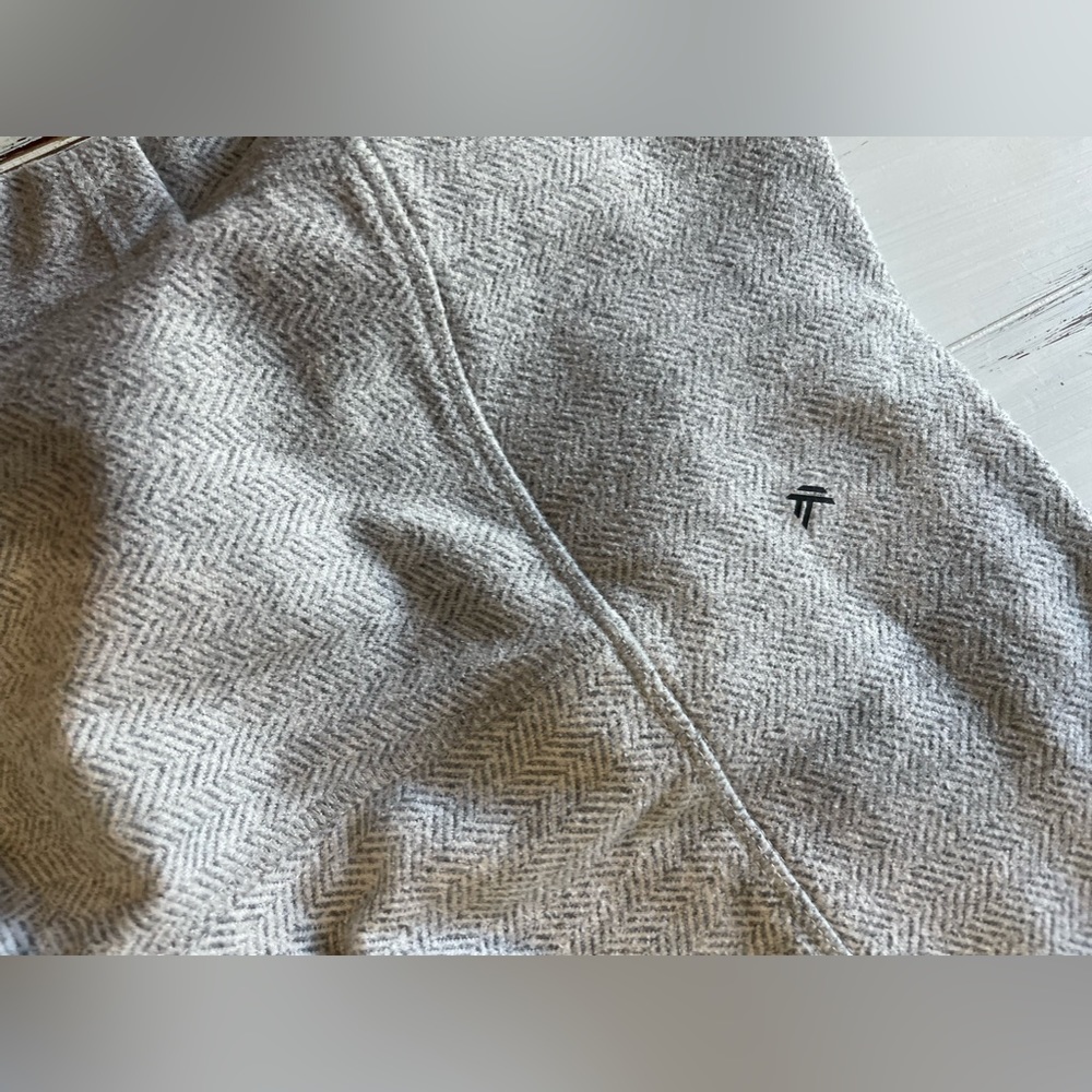 Kodiak fleece/thermal leggings. Worn once, in great condition.